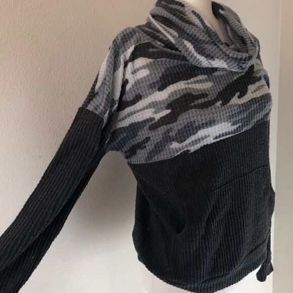 7th ray Grey Cowl Neck Sweater - Picture 4 of 10